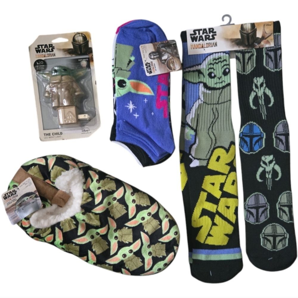 STAR WARS Mandalorian BABY YODA Bundle